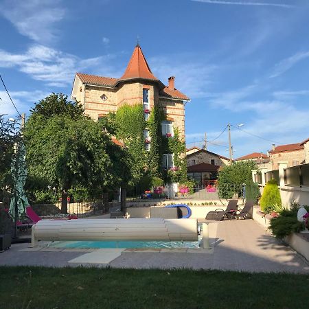 Belle Maison De Famille Villa Usson-en-Forez Buitenkant foto